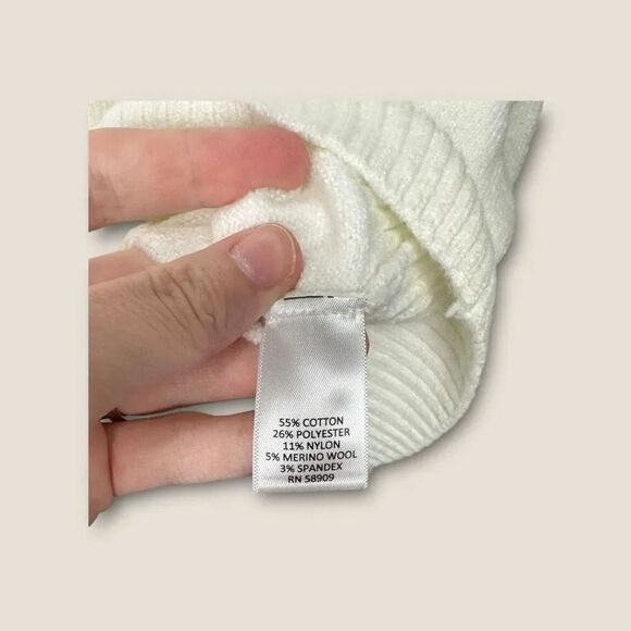 Chelsea & Violet NWT Antique White Faux Pearl Sweater Size XL - Picture 7 of 7